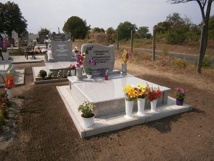 Sáfár Lászlóné/Ujházi Terézia