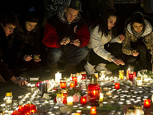 A  West-Balkán tragédia áldozataiért