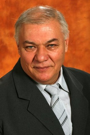  " Ernő Bácsi "