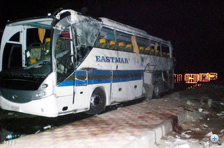 Egyiptomi buszbaleset magyar áldozatai