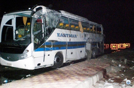 Egyiptomi buszbaleset magyar áldozatai