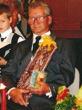 Misi, Misi bácsi,Papa