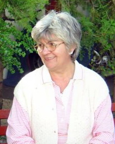 Vera, Gabika édesanyja.